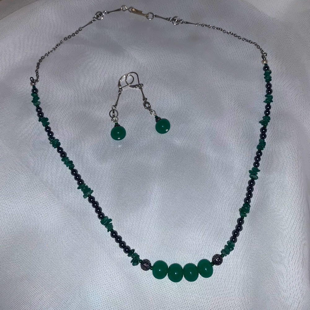 Genuine Stone Vintage Necklace & Earings